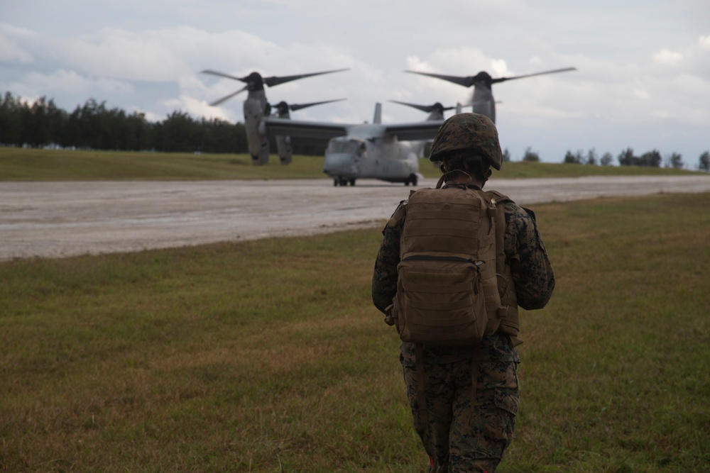 31st MEU conducts joint aerial delivery during CERTEX
