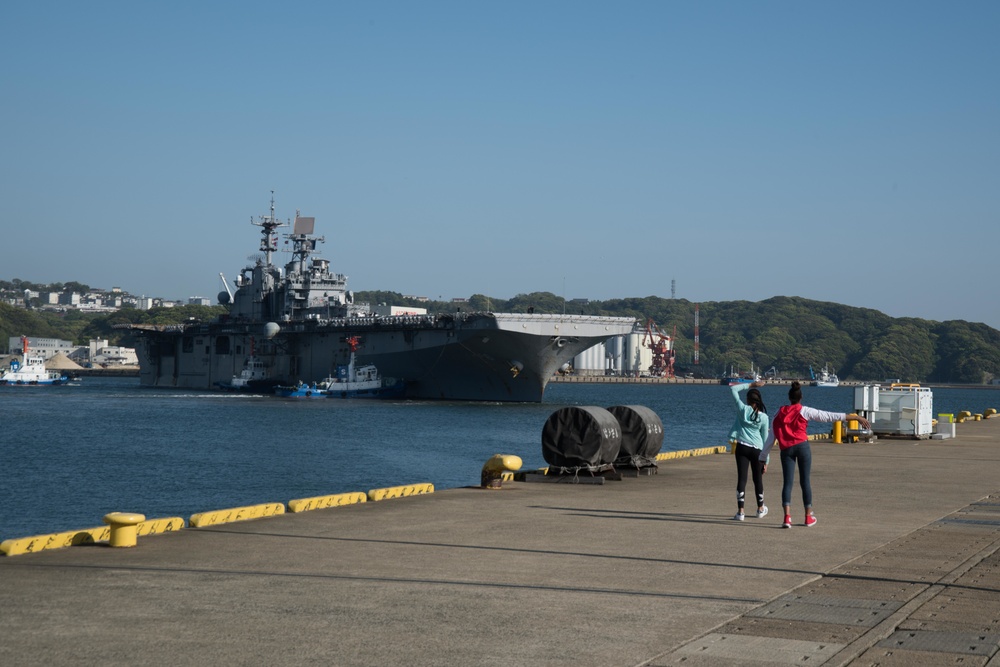 USS Bonhomme Richard Departs Sasebo for the Last TIme
