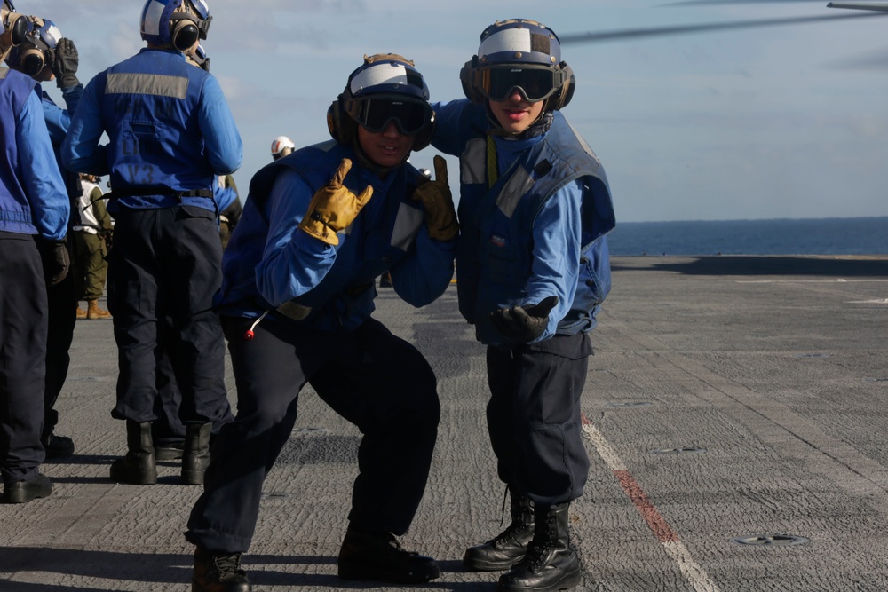 2d MAW joins the USS Kearsarge