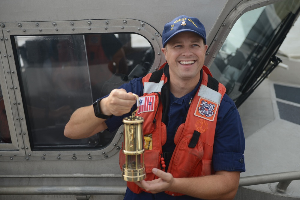 Coast Guard transports Flame of Hope for Hawaii Special Olympics