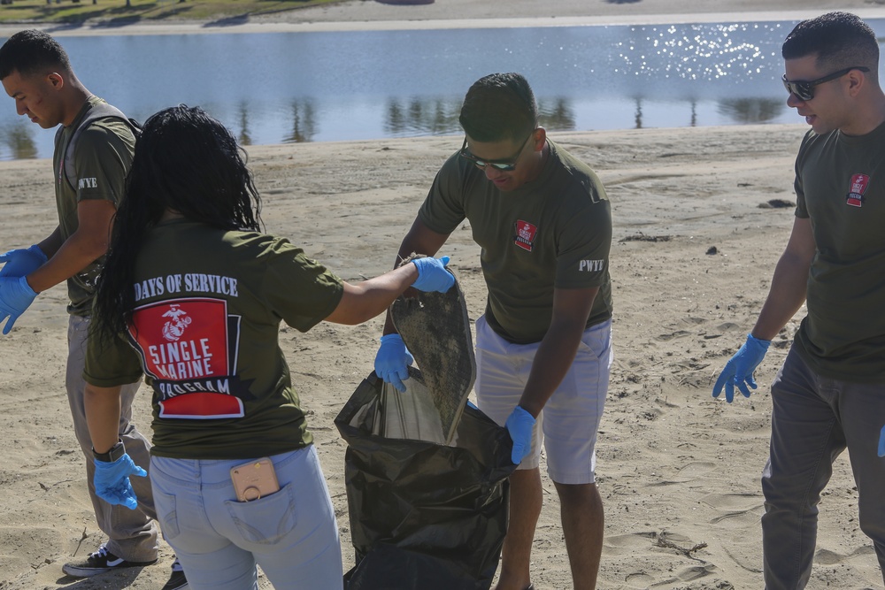 MCAS Miramar service members volunter for SMP &quot;Days of Service&quot;