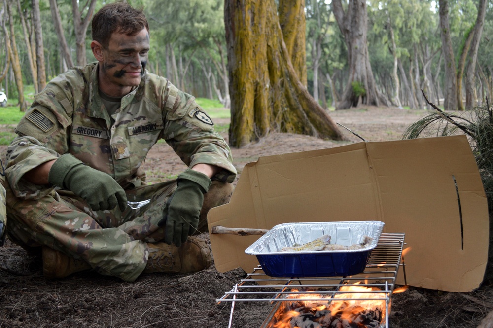 25th ID Soldiers conduct Mungadai field cooking