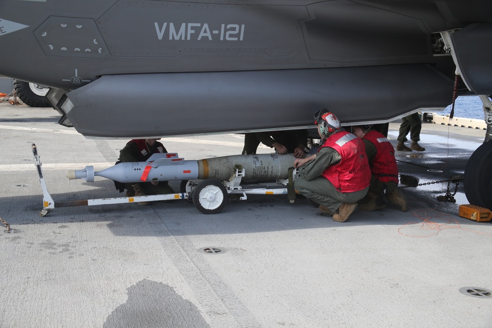 31st MEU load ordnance on F-35Bh during CERTEX
