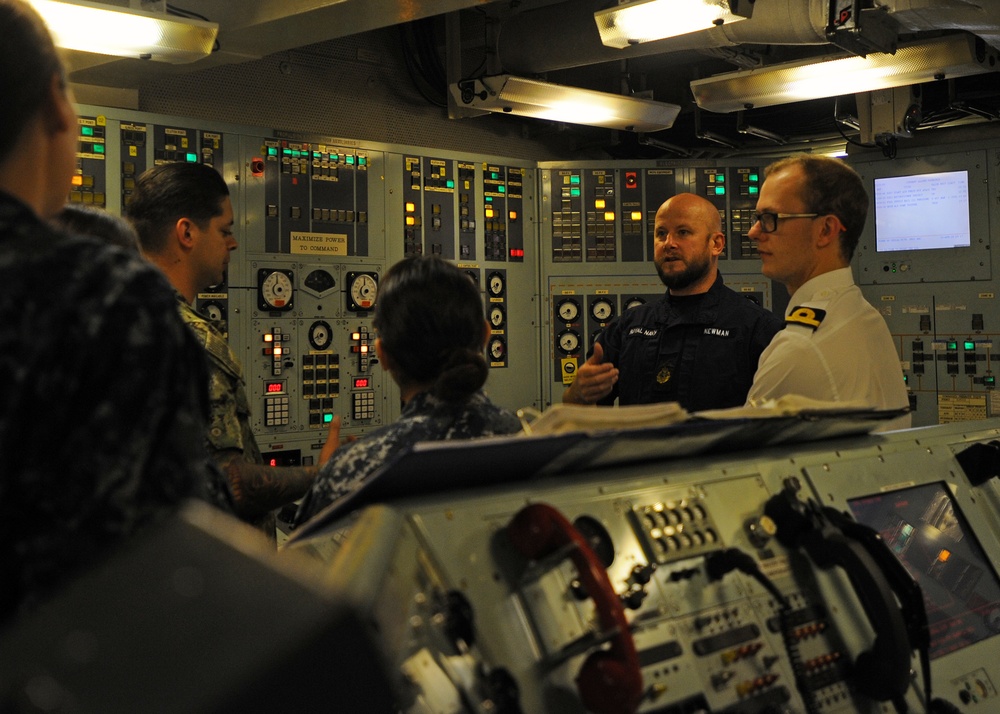 U.S. Navy welcomes British Royal Navy HMS Sutherland as she arrives in Yokosuka, Japan.