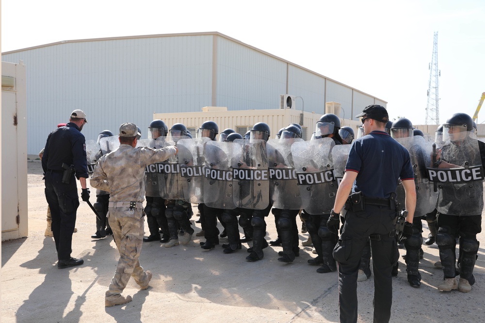 Crowd and Riot Control course