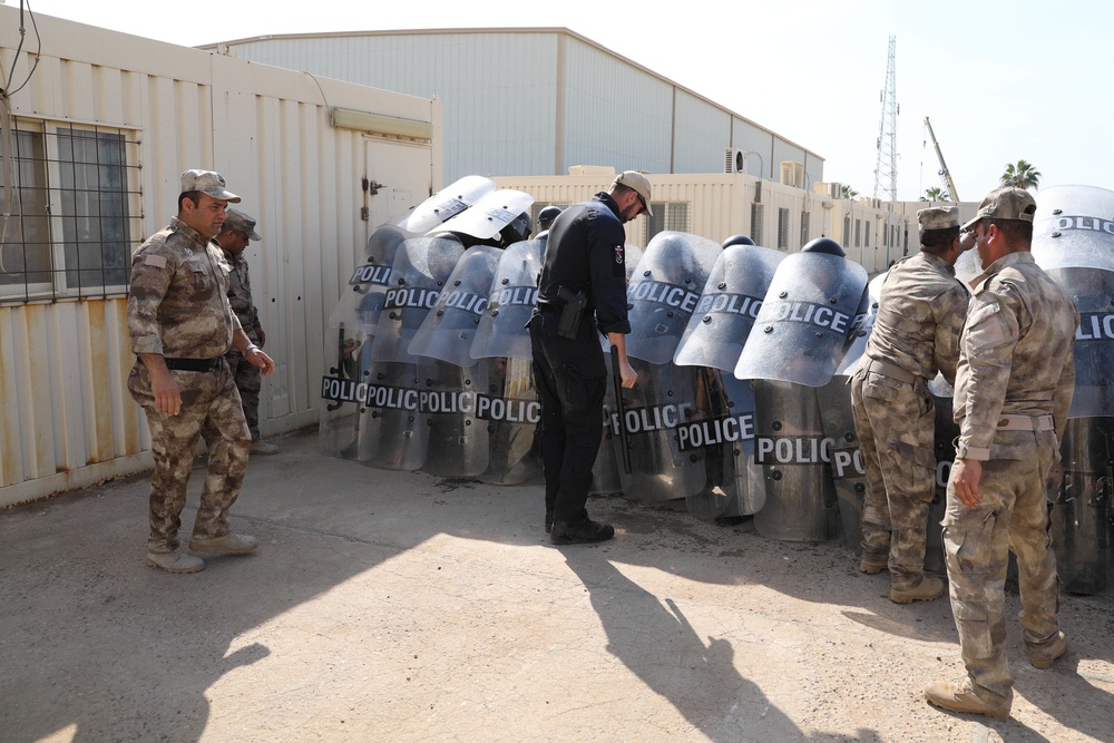 Crowd and Riot Control course