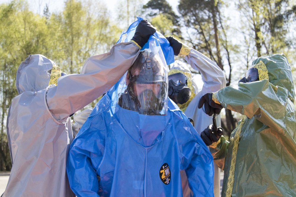 U.S. Army Reserve Soldiers achieve CBRN readiness with Dugway Mobile Training Team, Special Forces