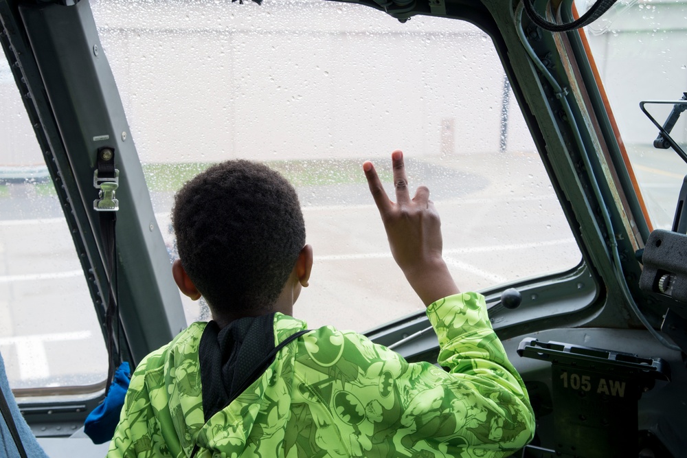 105th Airlift Wing participates in career fair