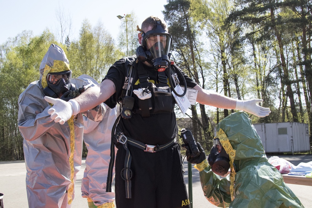 U.S. Army Reserve Soldiers achieve CBRN readiness with Dugway Mobile Training Team, Special Forces