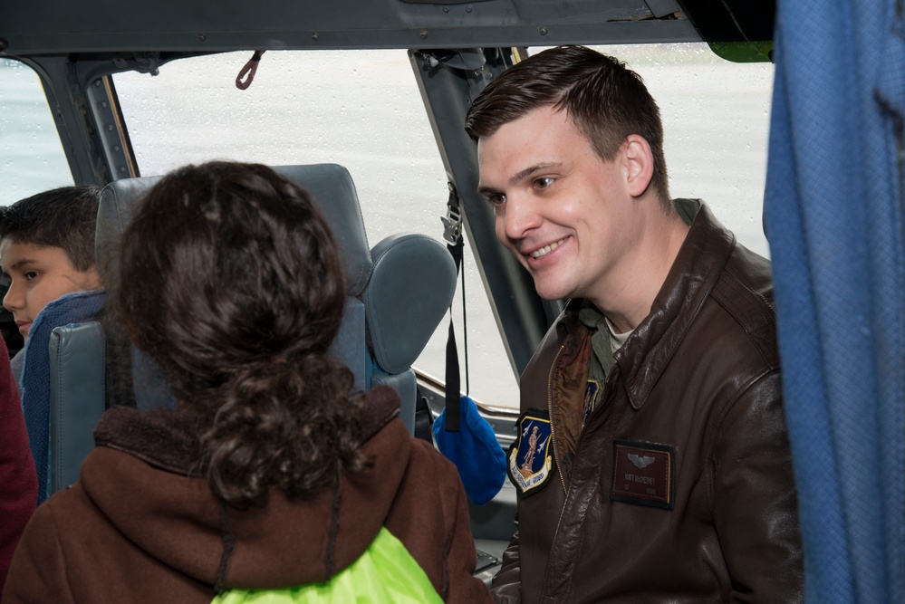 105th Airlift Wing participates in career fair