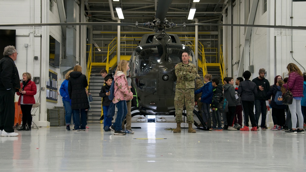 105th Airlift Wing participates in career fair