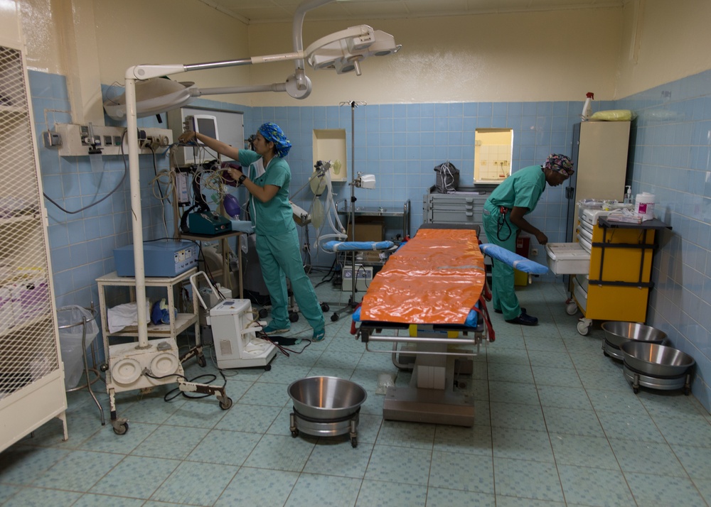 U.S. Army Africa MEDRETE 18-2: American and Chadian medical professionals treat patients, hone skills