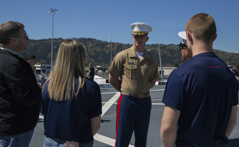 Pacific Northwest Navy and Marine Corps Enlistees Affirm Dedication to Country Aboard Future USS Portland