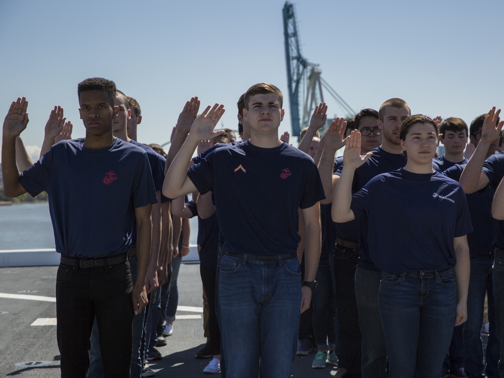 Pacific Northwest Navy and Marine Corps Enlistees Affirm their Dedication to Country Aboard Future USS Portland