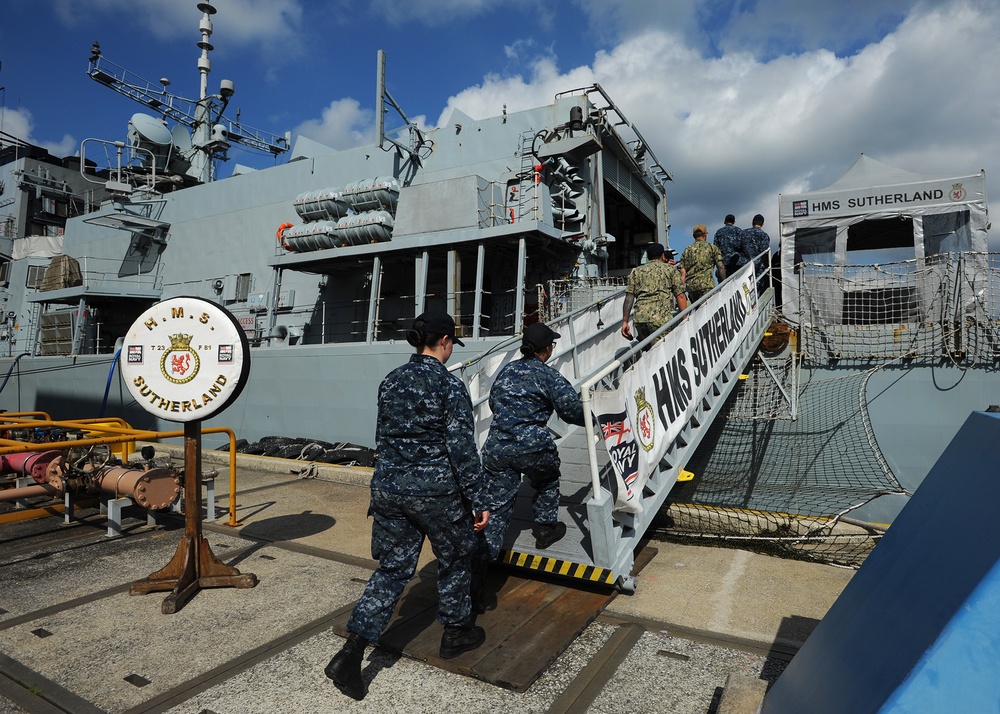 U.S. Navy welcomes British Royal Navy HMS Sutherland as she arrives in Yokosuka, Japan.