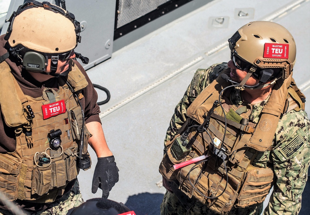 CRG 1 Training and Evaluation Unit provides OPFOR during Mark VI Patrol Boats ULT