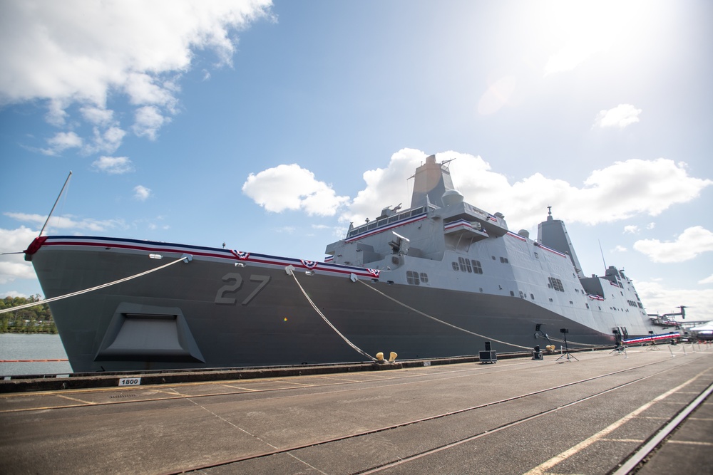 USS Portland (LPD 27) commissioning ceremony