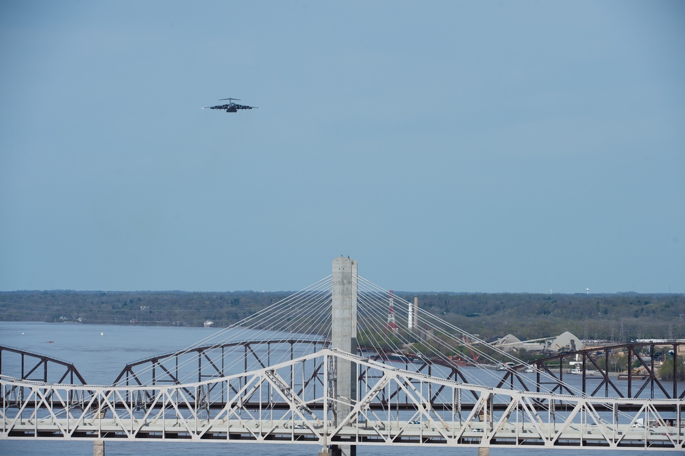 E-3 Sentry flies in Thunder Over Louisville 2018