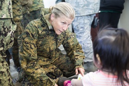 Distinguished visitors visit IRT Arctic Care