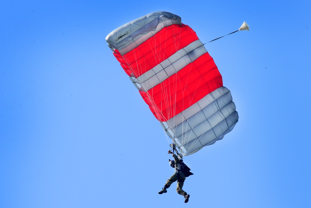Rescue Squadrons make final jump at Lakenheath