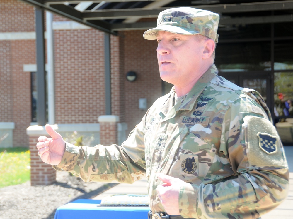 ‘Dauntless Team’ celebrates Army Reserve’s 110th birthday