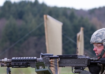 Army Reserve brigade maximizes battle assembly training, weapons qualification