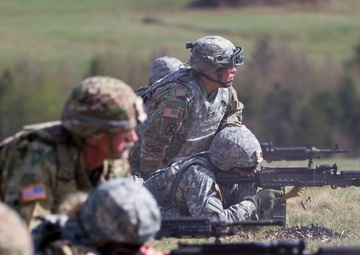 Army Reserve brigade maximizes battle assembly training, weapons qualification