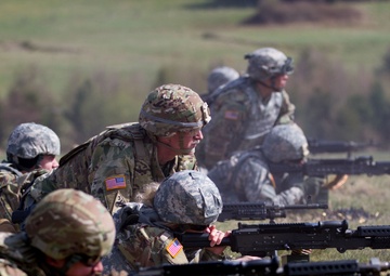 Army Reserve brigade maximizes battle assembly training, weapons qualification