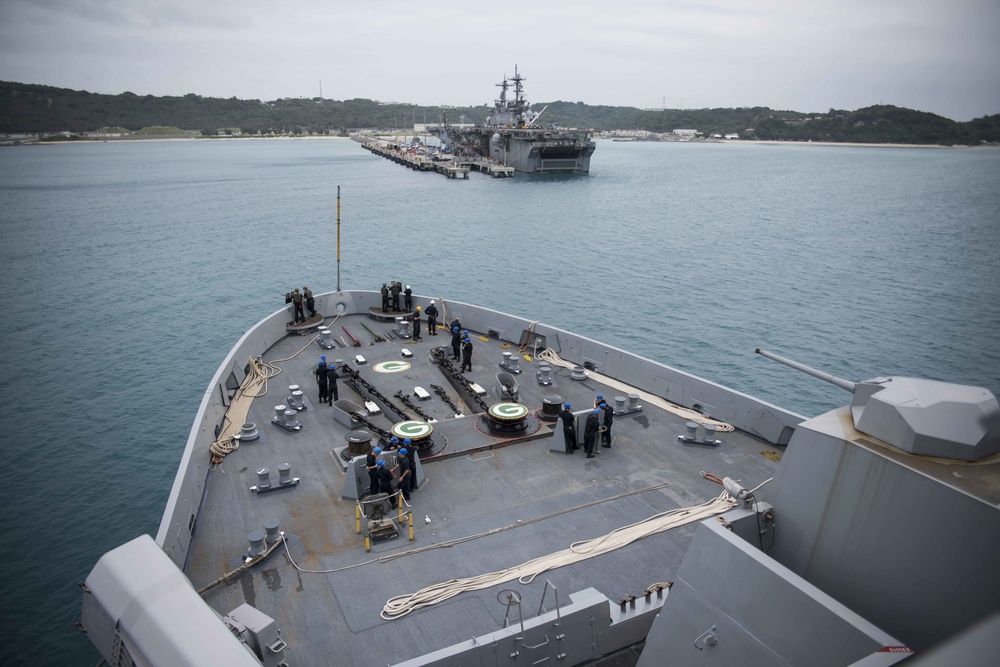 USS Green Bay (LPD20) arrives in Okinawa
