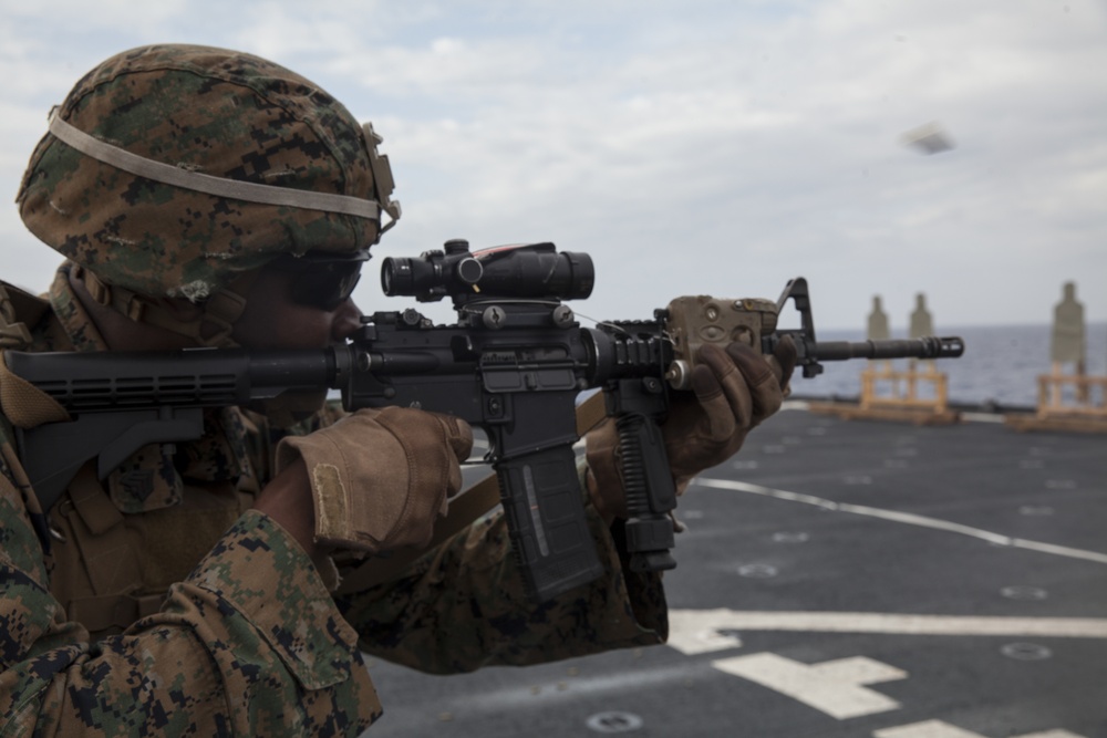 31st MEU Marines conduct a deck shoot while underway