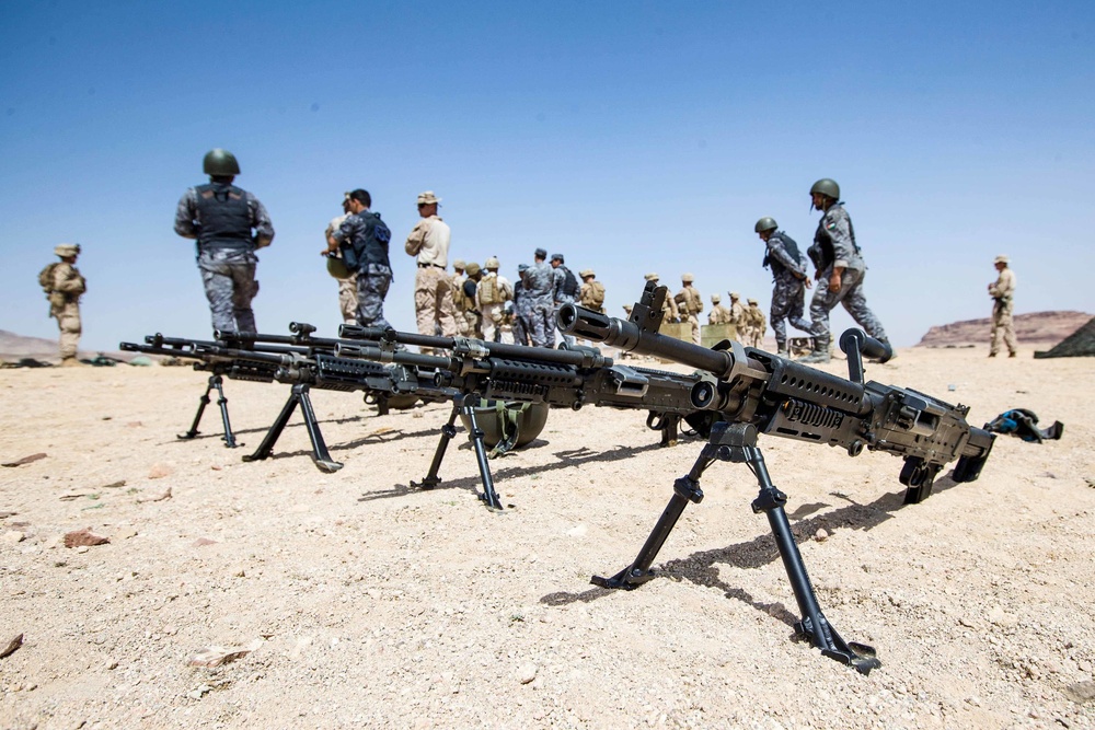 Manning the Machine Guns! BLT 2/6 and Jordanian Marines participate in Bilateral Range