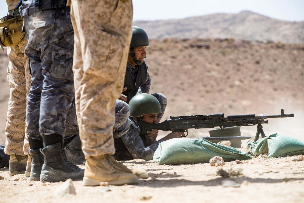 Manning the Machine Guns! BLT 2/6 and Jordanian Marines participate in Bilateral Range