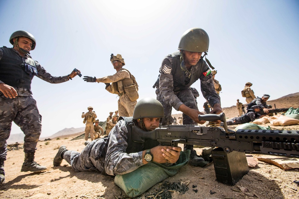 Manning the Machine Guns! BLT 2/6 and Jordanian Marines participate in Bilateral Range