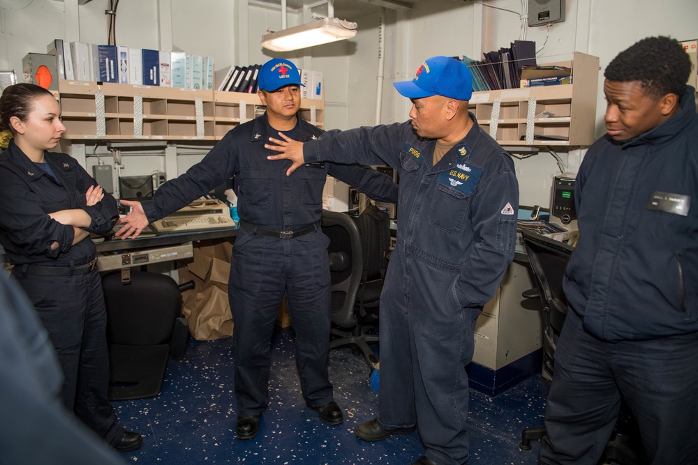 USS Pearl Harbor Conducts Medical Training Drill