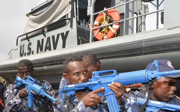 Djiboutian navy trains with CRS-10 personnel