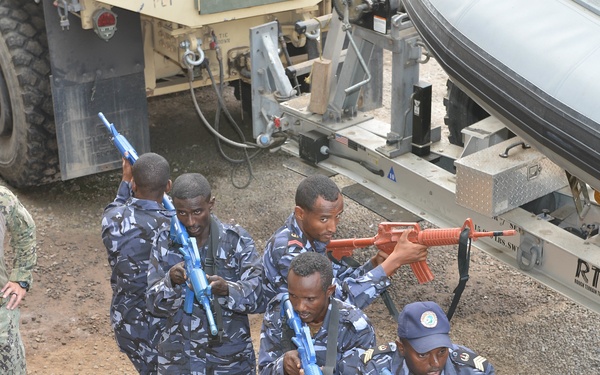 Djiboutian navy trains with CRS-10 personnel