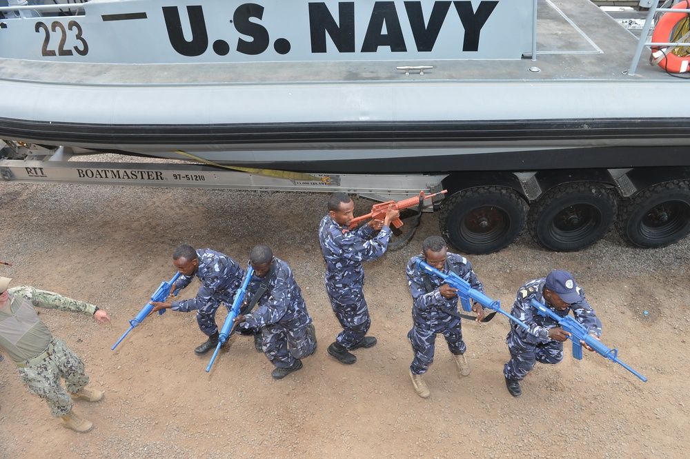 Djiboutian navy trains with CRS-10 personnel