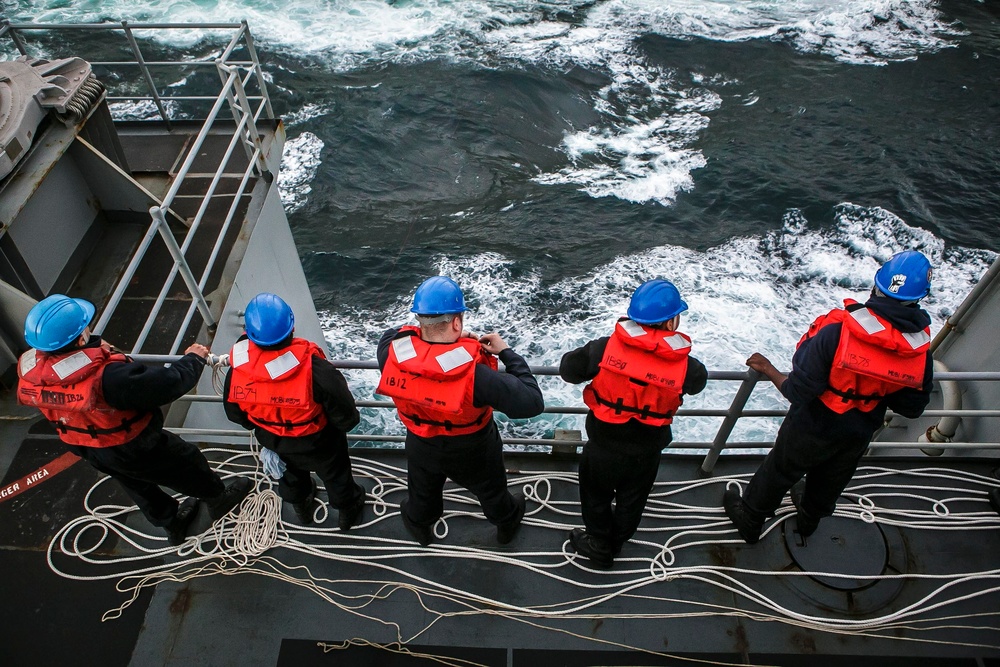 USS Oak Hill Conducts Replenishment at Sea in Atlantic Ocean