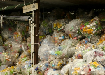 Marines help sort recyclables at Houjin Angel Kobo