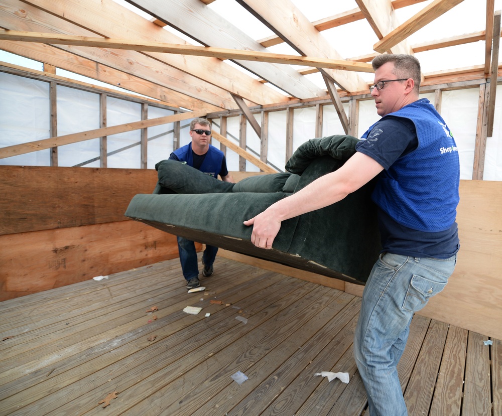 NSSC FCPOA Works with Habitat for Humanity Restore
