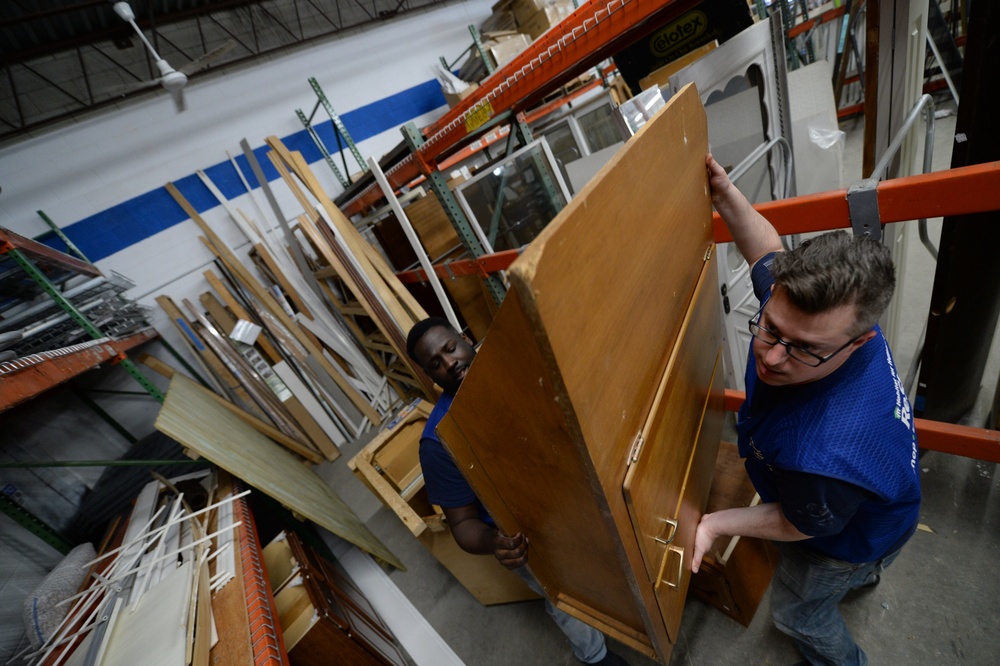 NSSC FCPOA Works with Habitat for Humanity Restore