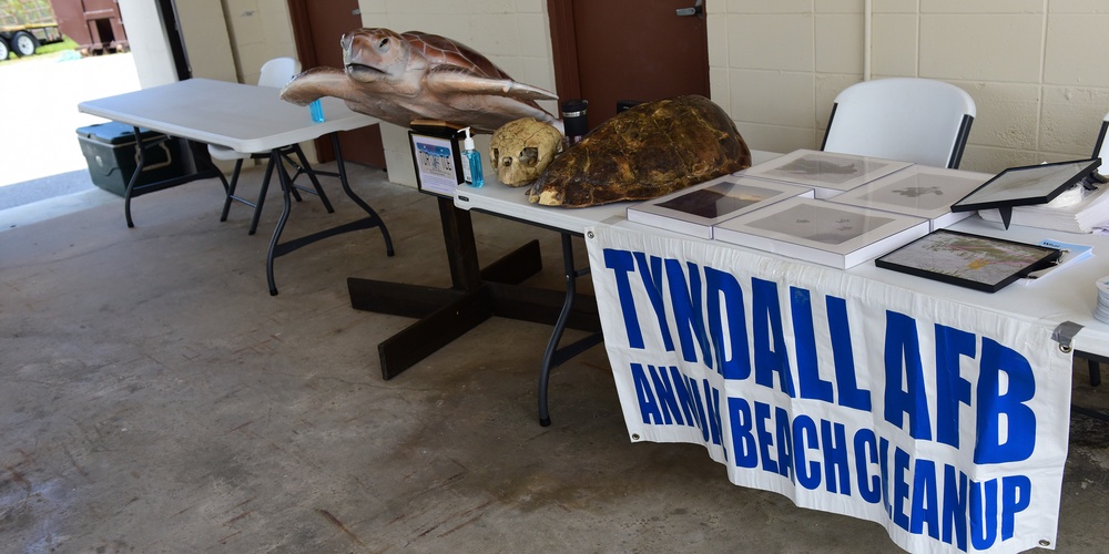 Tidy Up for Turtles Beach Clean-Up