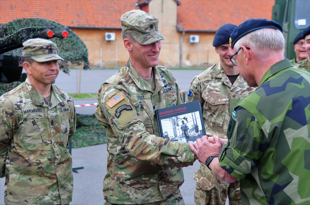 Swedish delagation visits Battle Group Poland