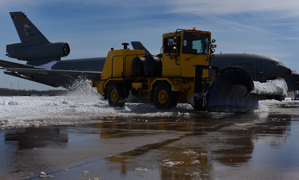 Snow Clean-up 2018