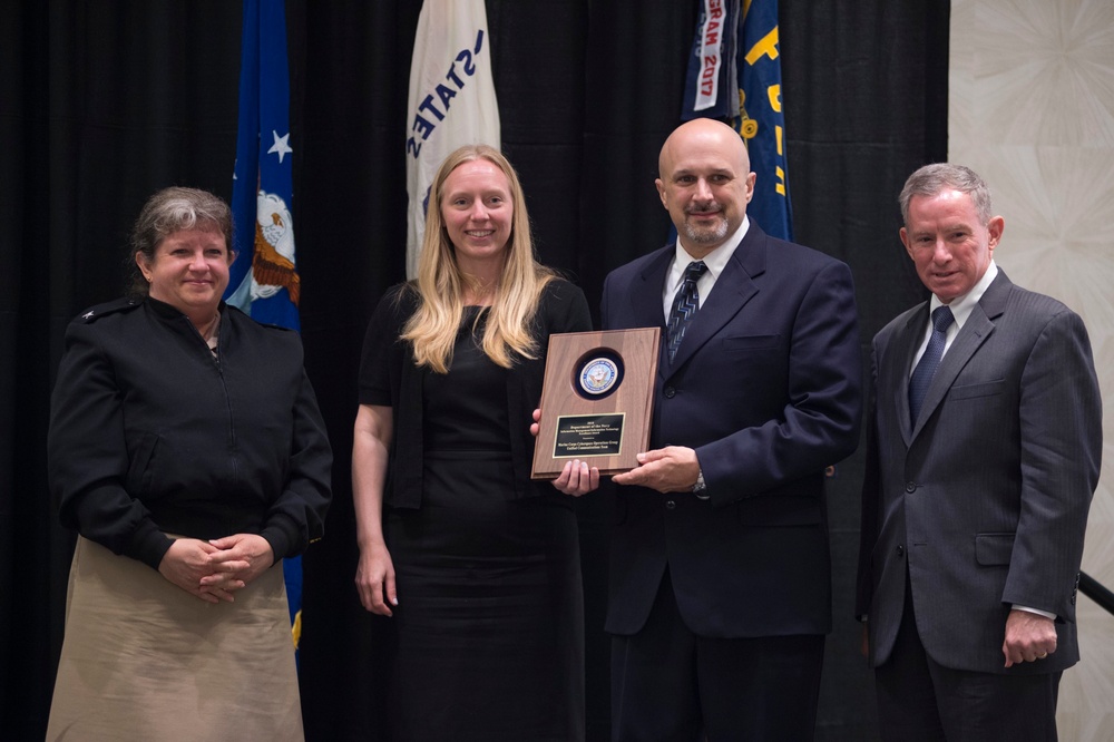DVIDS Images DON IT Excellence Awards [Image 1 of 6]
