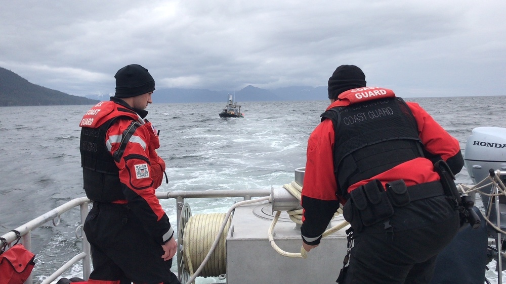 Station Juneau assists disabled vessel in Stephens Passage, Alaska