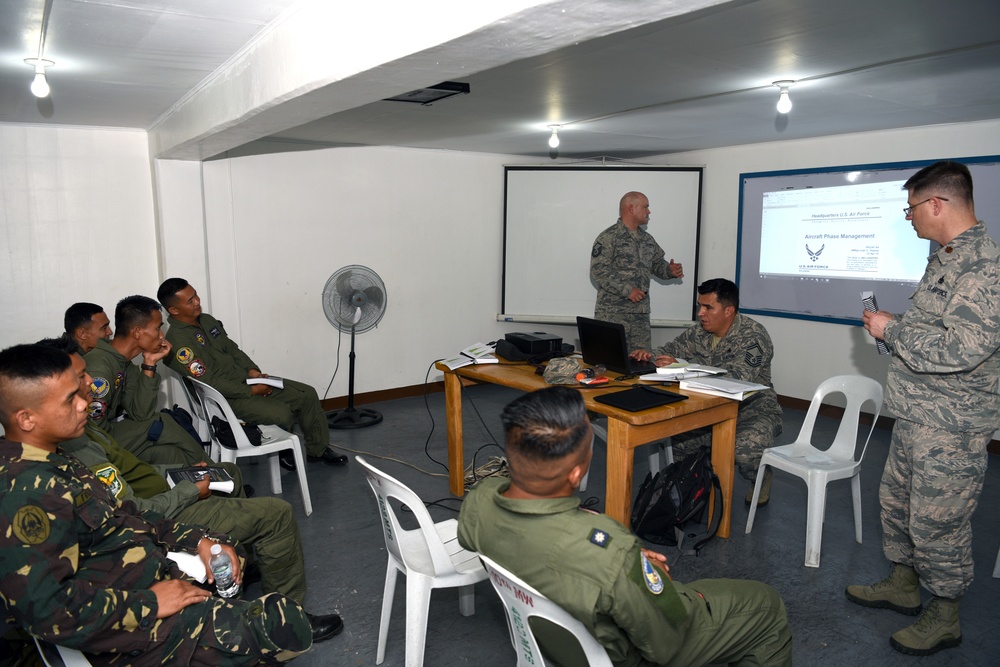 Subject Matter Expert Exchange Unites U.S., Philippine Air Force