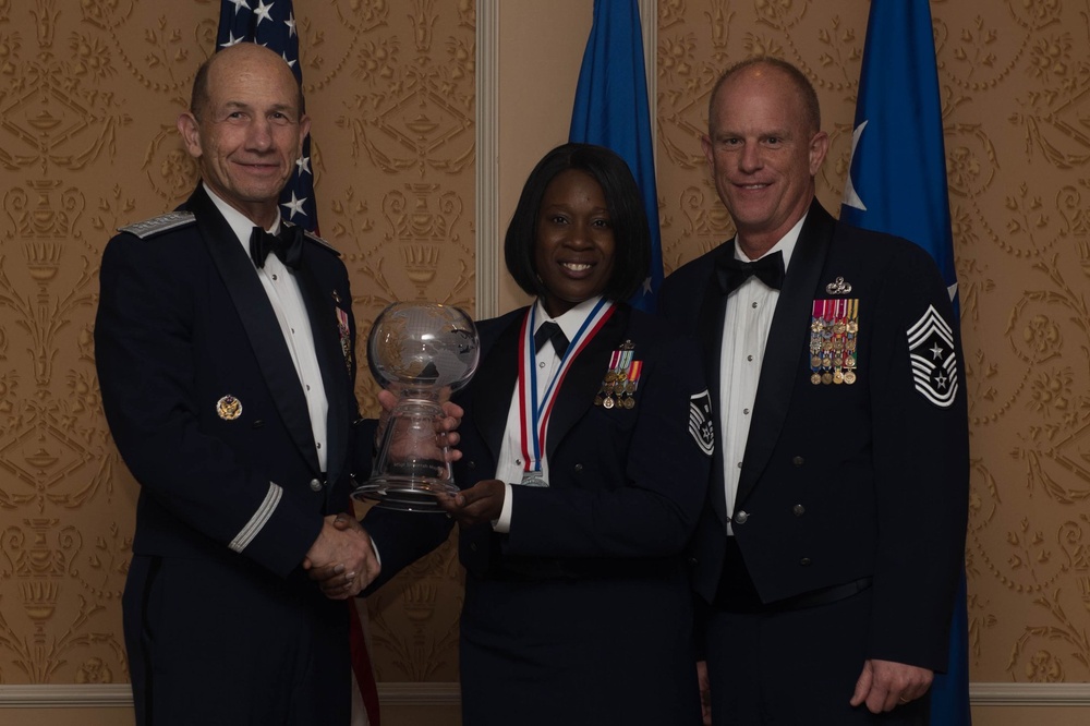 ACC Outstanding First Sergeant of the Year, Master Sergeant Simorrah Majors