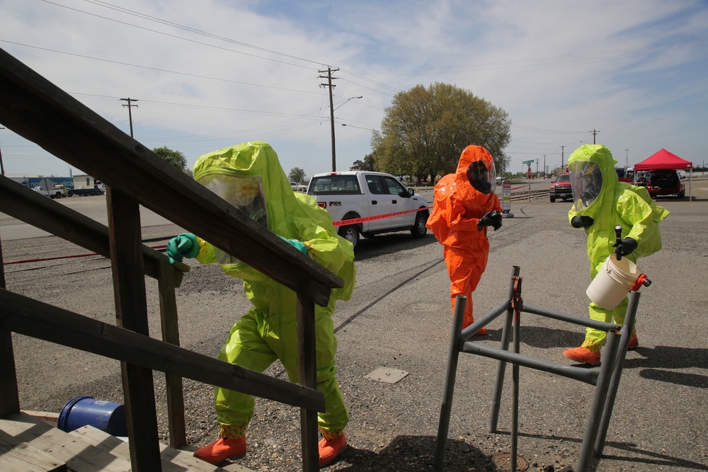 Tri-County Hazmat and 10th CST participate in joint exercise.