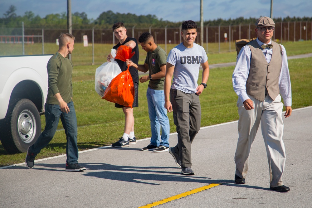 MCAS New River conducts shoreline clean-up